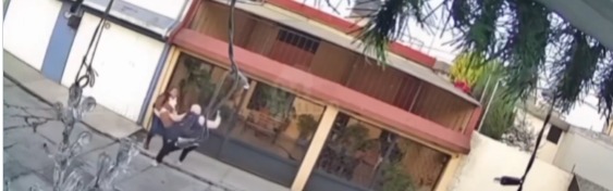 Mujer libra asalto tras resistirse a los presuntos ladrones en Ecatepec | Video