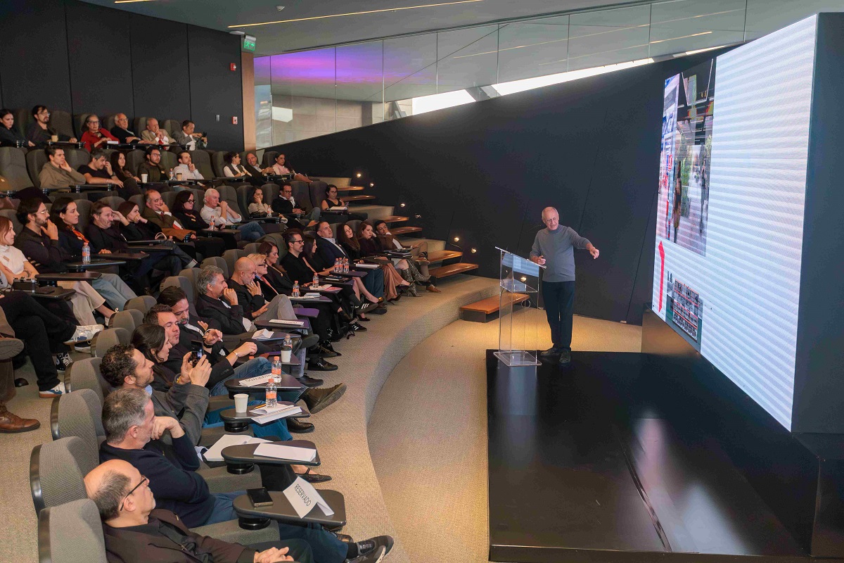 El talento joven es fundamental para transformar los espacios urbanos a través de prácticas constructivas de vanguardia. (Cortesía)