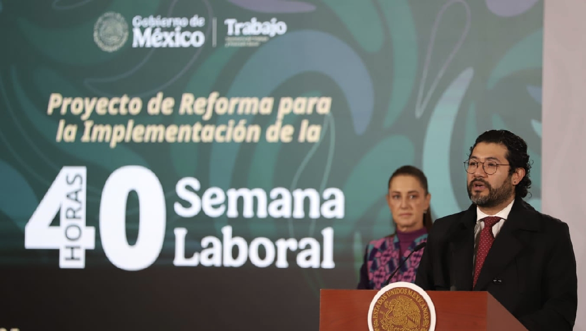 Anuncio de la Jornada laboral de las 40 horas y del aumento al salario mínimo en la mañanera. | Javier Ríos