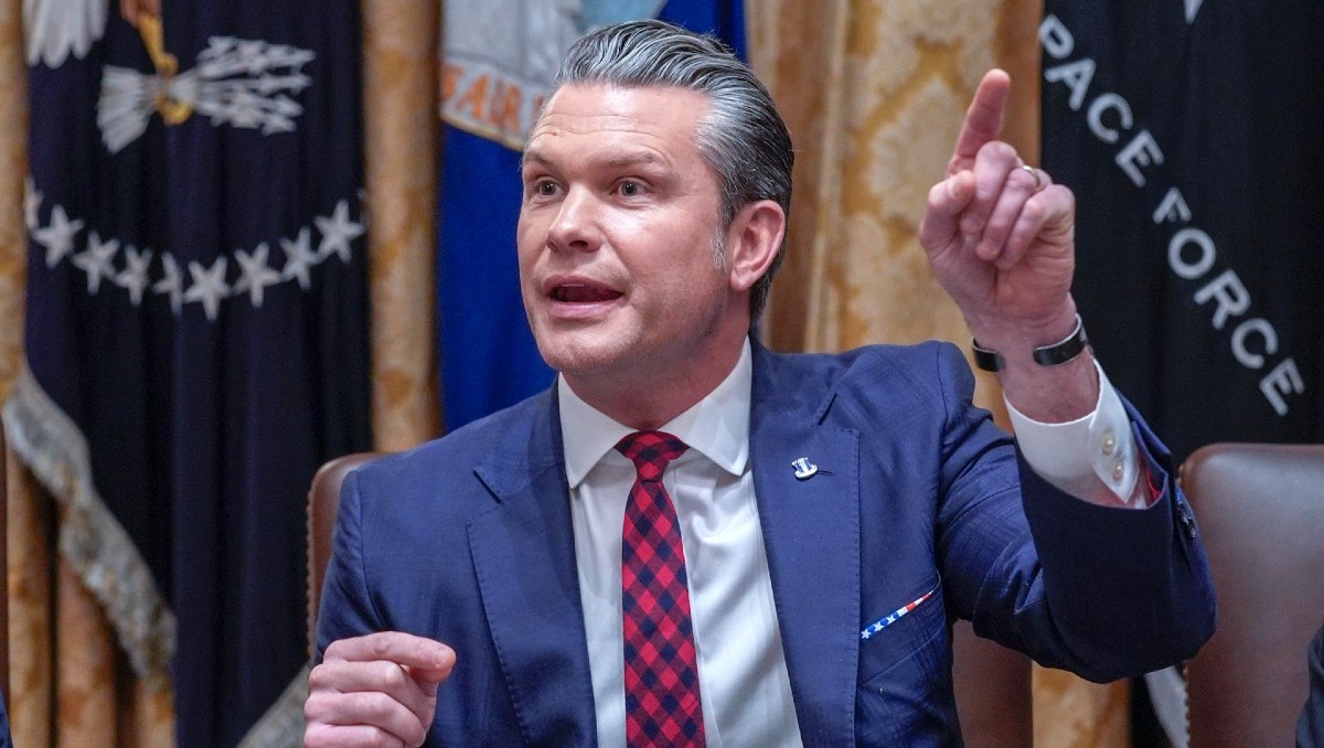 Pentágono realizó segundo ataque a barco, a pesar de saber que había sobrevivientes, según AP