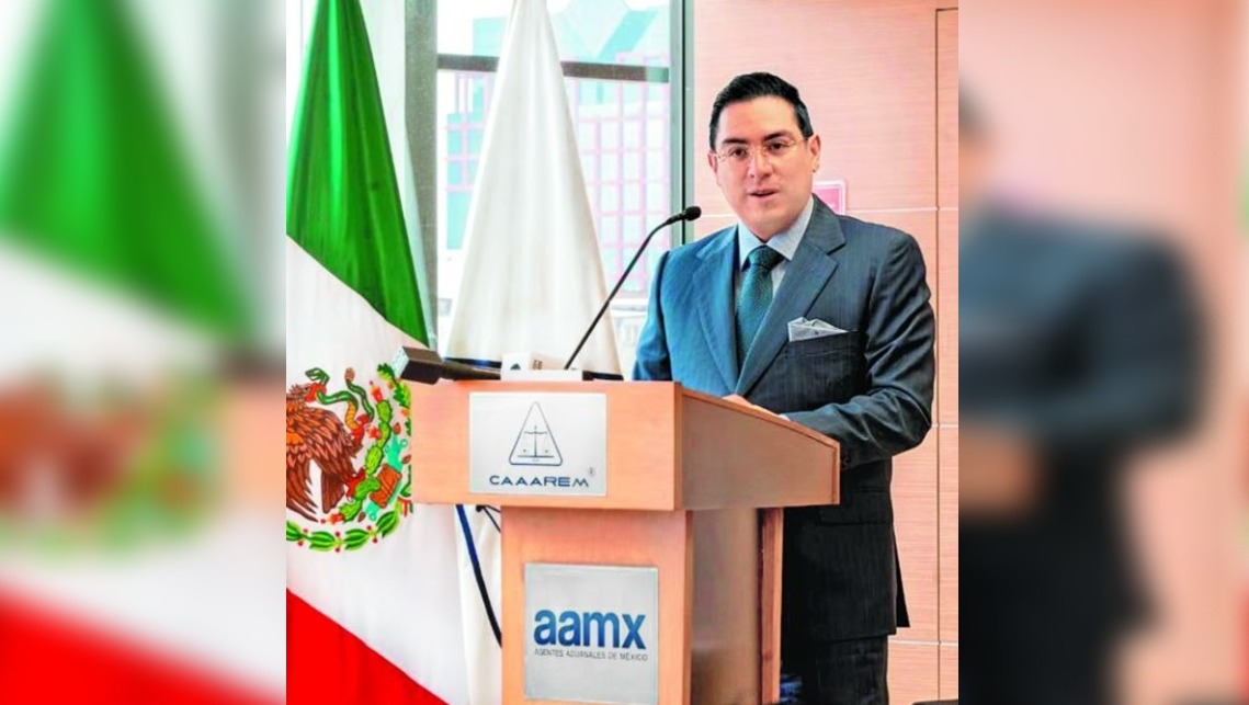 EU cancela visa a Alex Tonatiuh Márquez, quien investiga huachicol fiscal en Aduanas