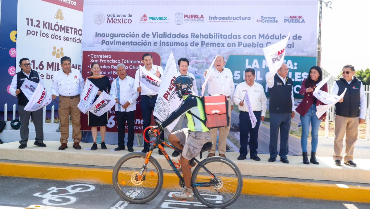 Armenta inaugura rehabilitación de la Recta a Cholula, Puebla | Especial