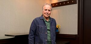 El cantautor y embajador de Barcelona en la FIL Guadalajara platica del exilio, de sus prioridades tras la pandemia y de la imposibilidad de no ser artista