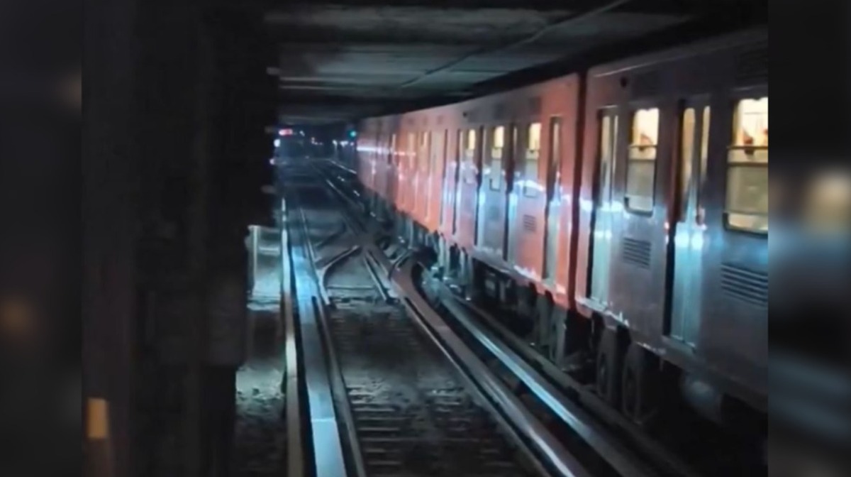 Diversos usuarios reportaron saturación en las estaciones. (Foto: @Elrromanov)