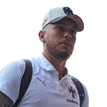 Lucas Ocampos continúa con su recuperación en El Barrial luego de su accidente en un scooter. Al jugador ya se le puede ver realizando trabajo de cancha