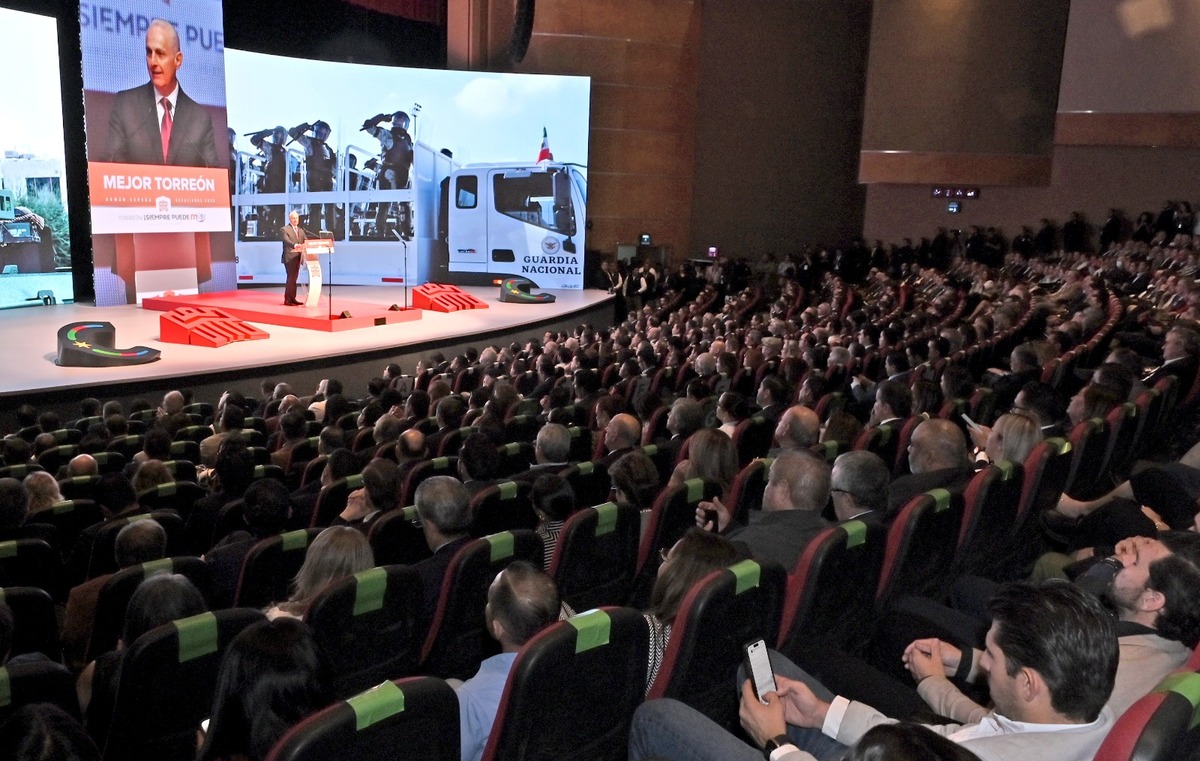 Representantes empresariales, funcionarios y figuras políticas expresaron un respaldo abierto al rumbo de la administración. | Roberto Amaya