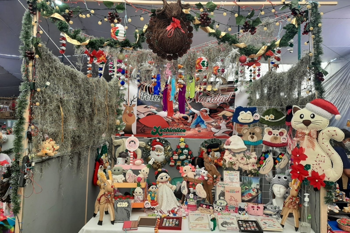 Policía de CdMx emite recomendaciones para comerciantes en época navideña