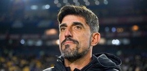 La selección de Serbia reafirmó a Veljko Paunovic como su director técnico hasta 2030, en donde estará al mando durante las próximas eliminatorias mundialistas