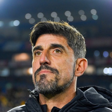 La selección de Serbia reafirmó a Veljko Paunovic como su director técnico hasta 2030, en donde estará al mando durante las próximas eliminatorias mundialistas
