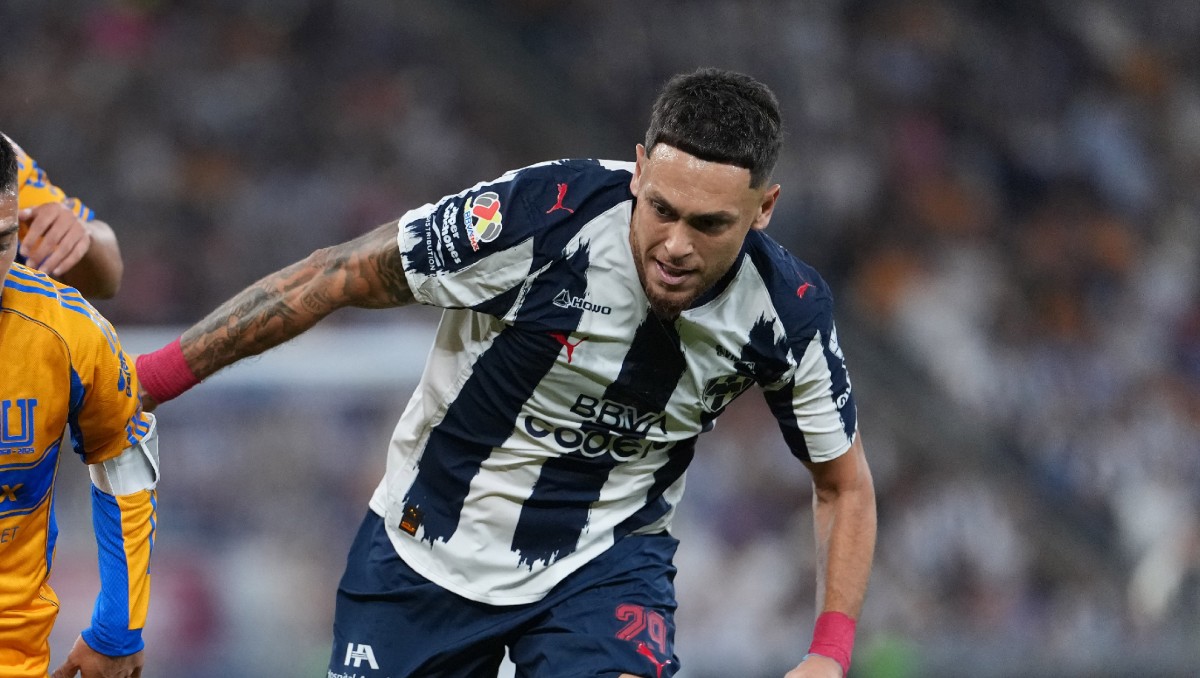 ¿Jugará? Lucas Ocampos viaja con Rayados para la semifinal de vuelta ante Toluca