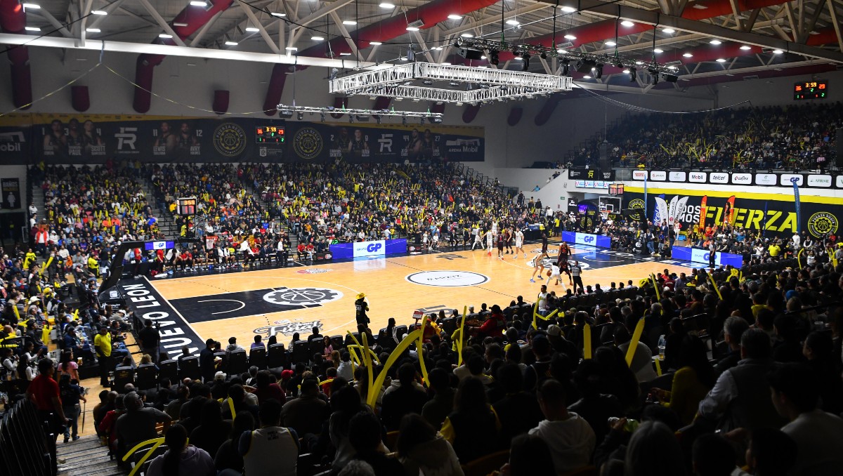 Sacan chispas en la duela de la Arena Mobil