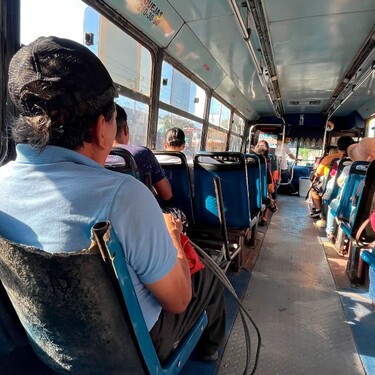 Hay pocas unidades de transporte público en Tampico, dejan de circular temprano y operan casi desarmándose