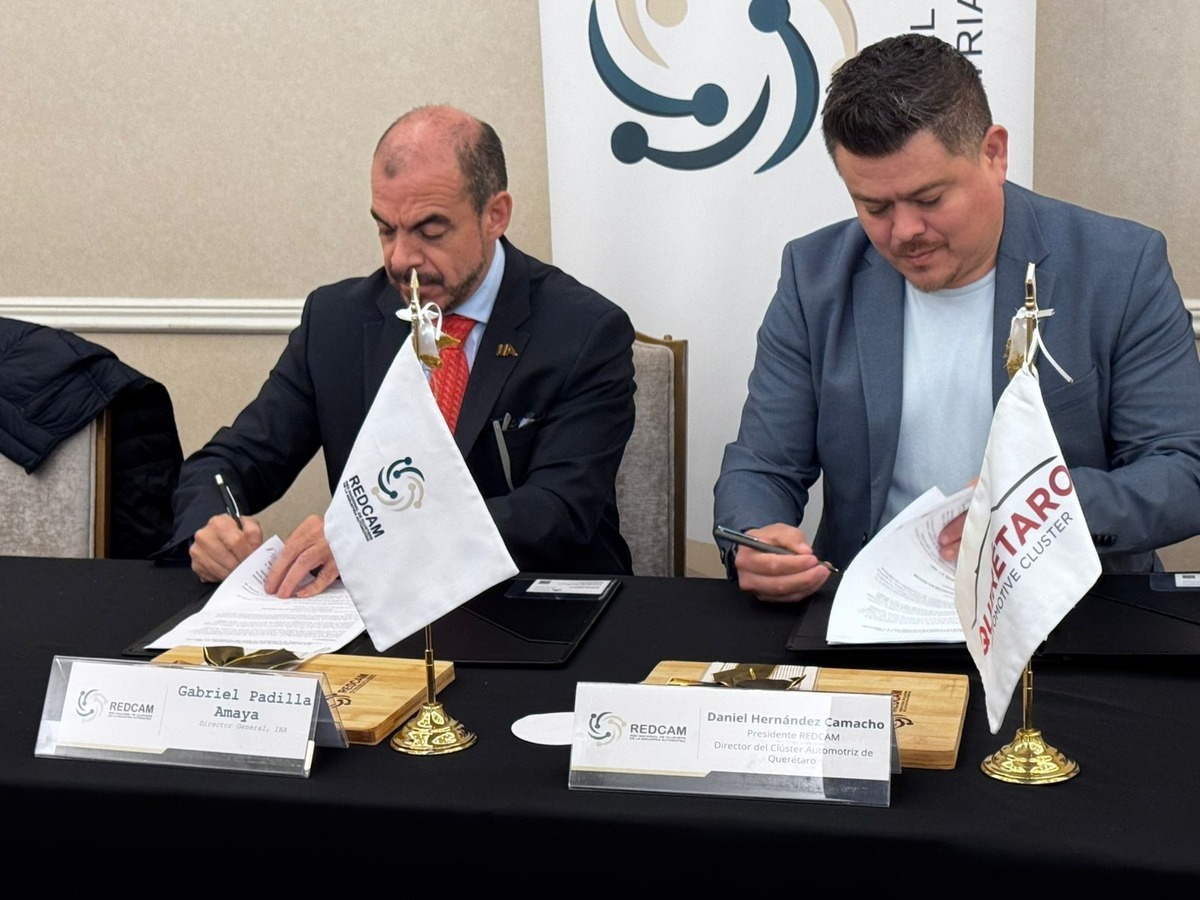 Firman alianza autopartistas con clústeres automotrices