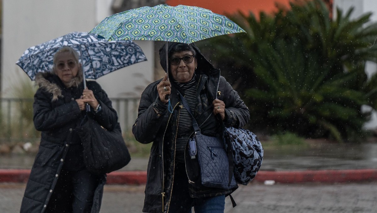 ¿Planes para el fin de semana? Un nuevo frente frío ‘azotará’ México con heladas y lluvias | Estados afectados