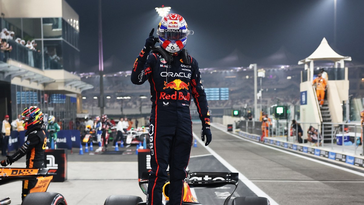 Max Verstappen toma ventaja en la lucha por el título de F1 con la pole position del GP de Abu Dhabi