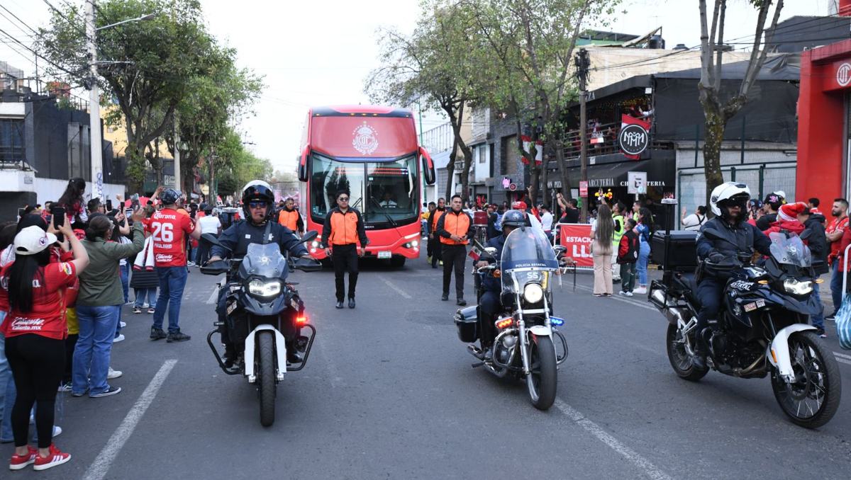 Operativo con más de mil policías vigila el Toluca vs Monterrey dentro del Nemesio Diez y zonas aledañas. Especial