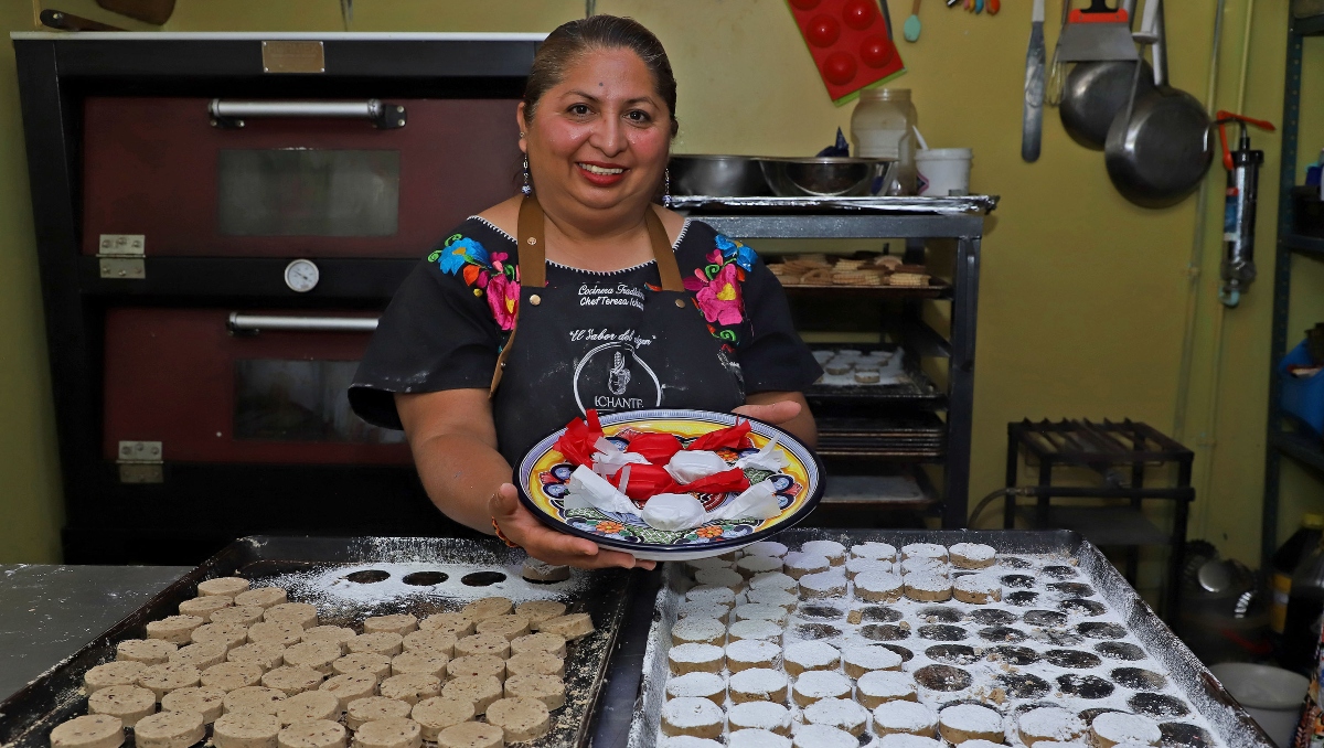 Polvorones sevillanos, postre navideño que une a familias poblanas | Melanie Torres