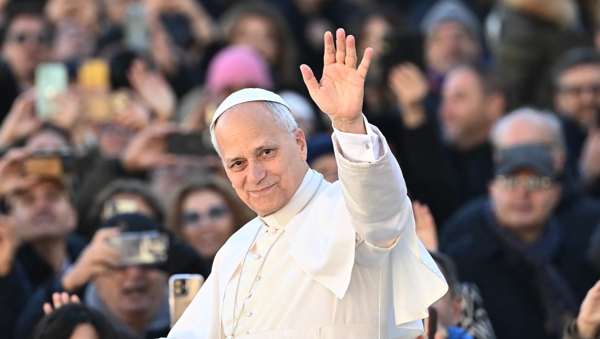 Sheinbaum anuncia que el Papa León XVI aceptó visitar México; "después nos da la fecha"