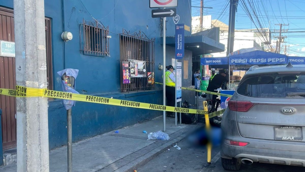El incidente se registró en el cruce de las calles José Mariano Jiménez y Aramberri | Gabriela Garza