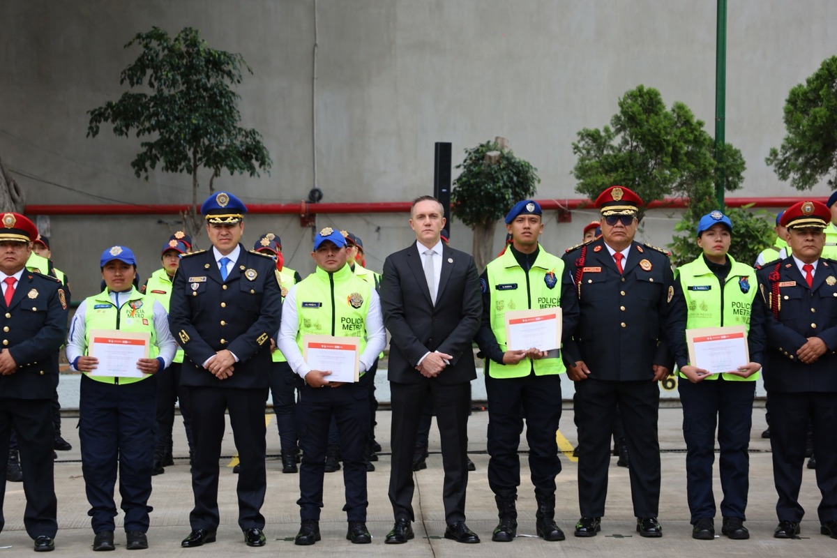 Rubalcava Suárez destacó la labor de los efectivos de las policías Auxiliar y Bancaria e Industrial.