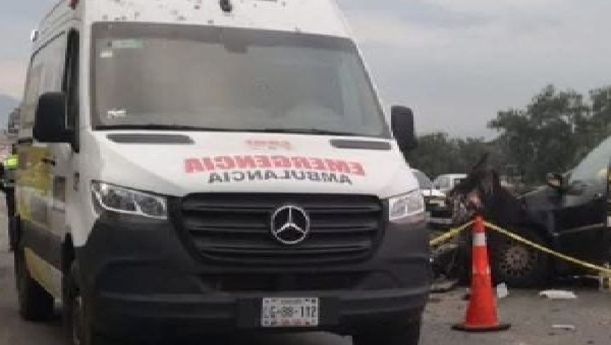 El accidente ocurrió en inmediaciones de la central de abastos. Foto: (Especial)