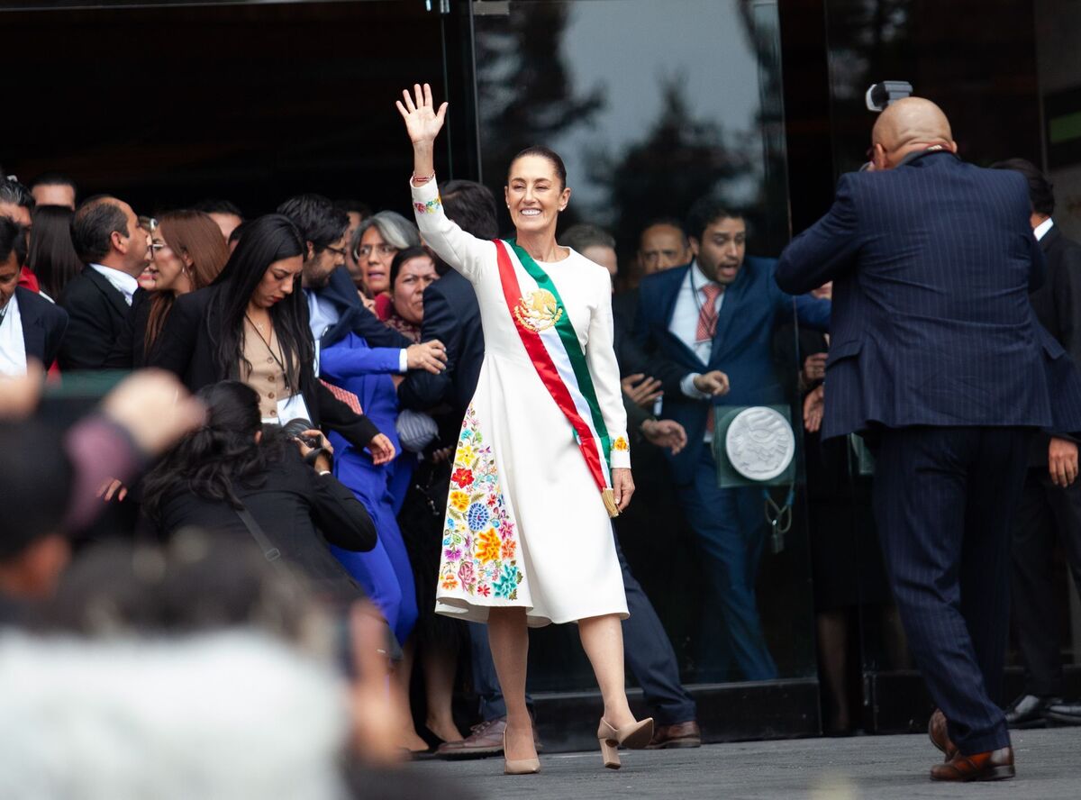 Desde el primer momento, el estilo de la Presidenta ha buscado resaltar bordados tradicionales de México.