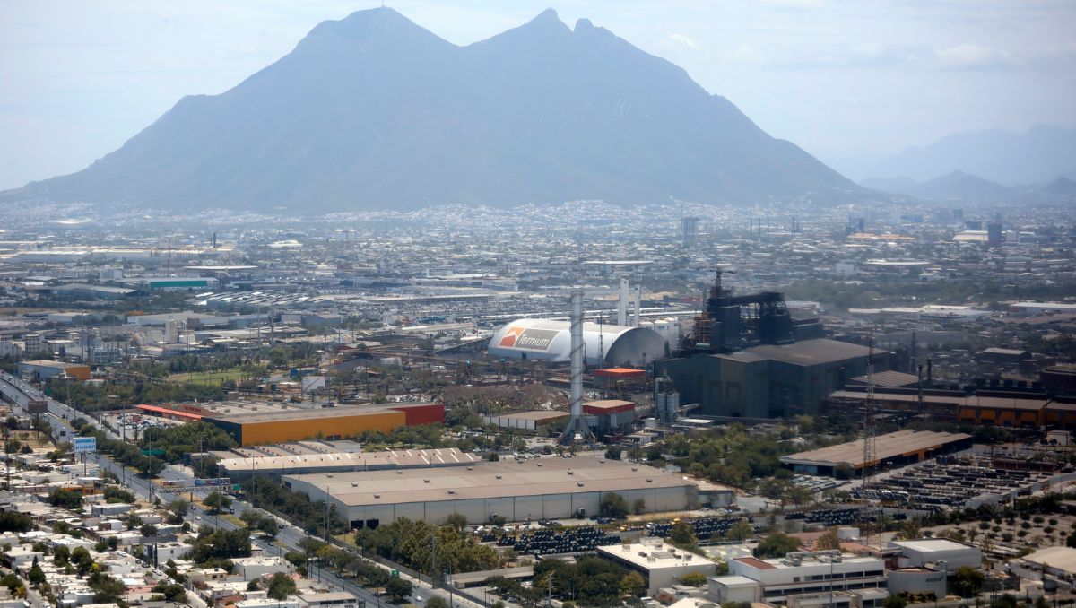 Estudiantes, trabajadores y residentes podrían estar expuestos a riesgos respiratorios | Jorge López