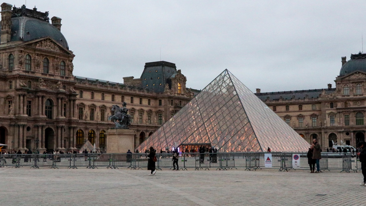 Huelga en el Louvre desde el 15 de diciembre | EFE