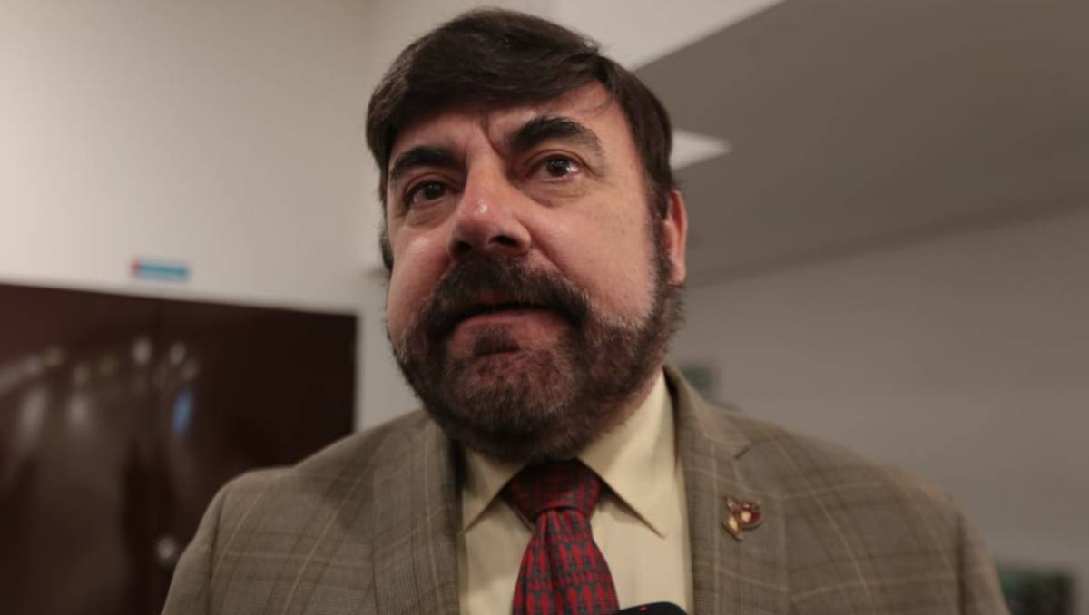 Carlos Maza Lara informa que en 2026 se rehabilitarán vialidades industriales del Edomex por su alta afluencia y deterioro. Foto: Tania Contreras