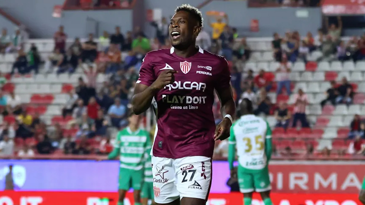 Diber Cambindo prioriza a Pumas como su próximo destino