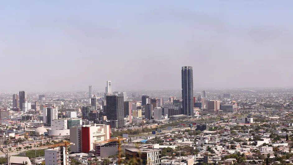 Estudio revela contaminación en zona UANL; detectan partículas y ozono fuera de norma