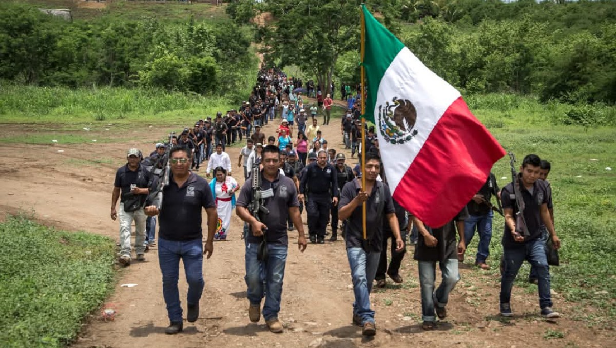 La seguridad en Ostula esta conformada por una guardia comunal. | Especial