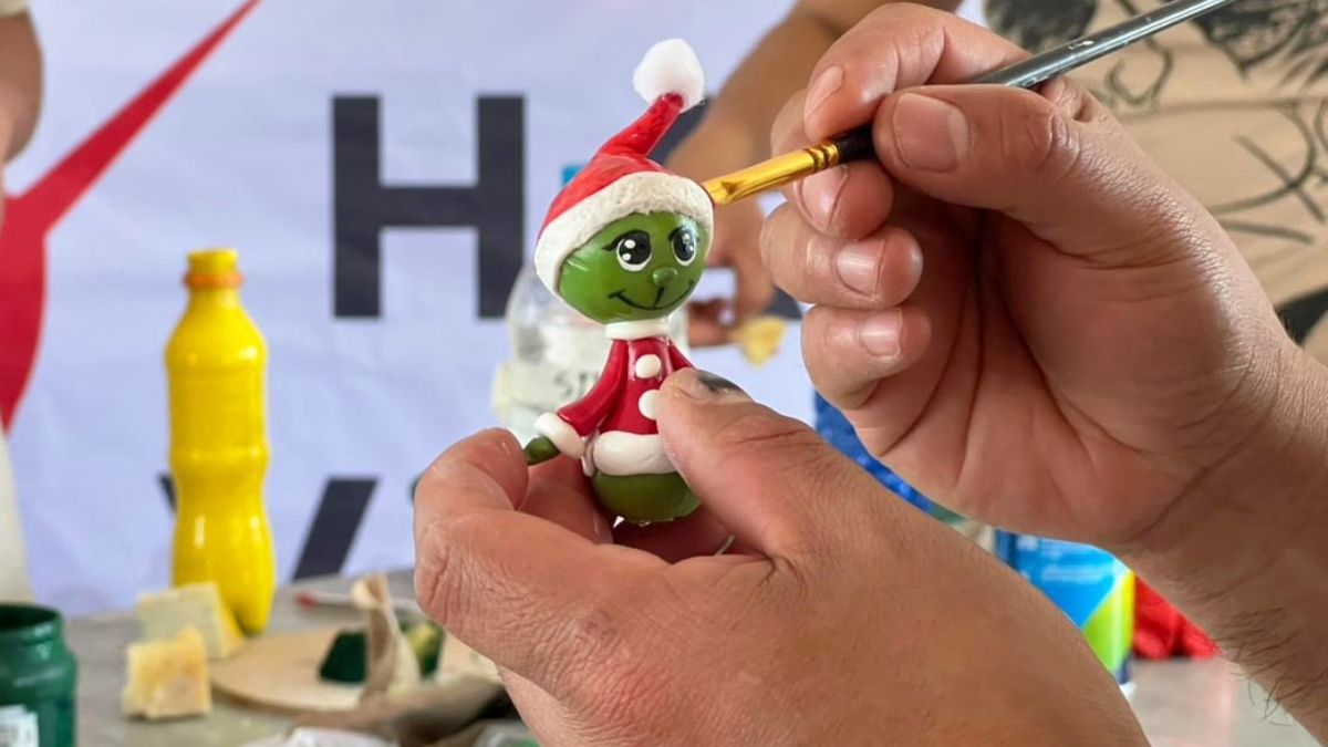 Los artículos son detallados a mano en los talleres penitenciarios. | SSC