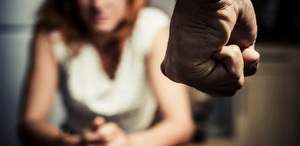 Siguen al alza las atenciones por violencia contra la mujer en Guanajuato pese a protocolos oficiales.