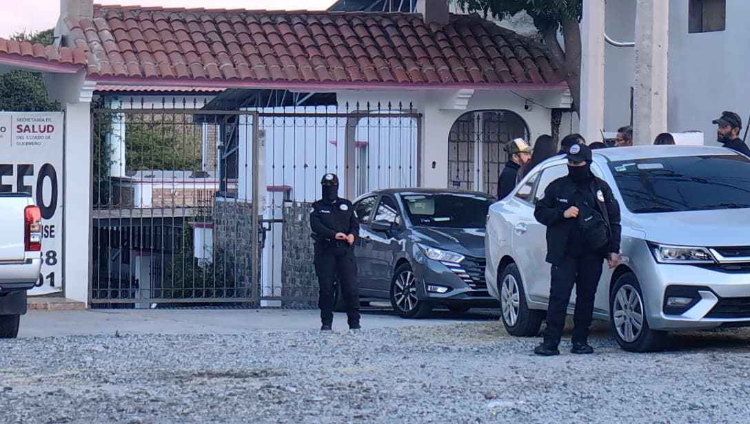 Autoridades clausuraron el Semefo de la ciudad de Iguala, en Guerrero, por el caso Ayotzinapa. | Especial