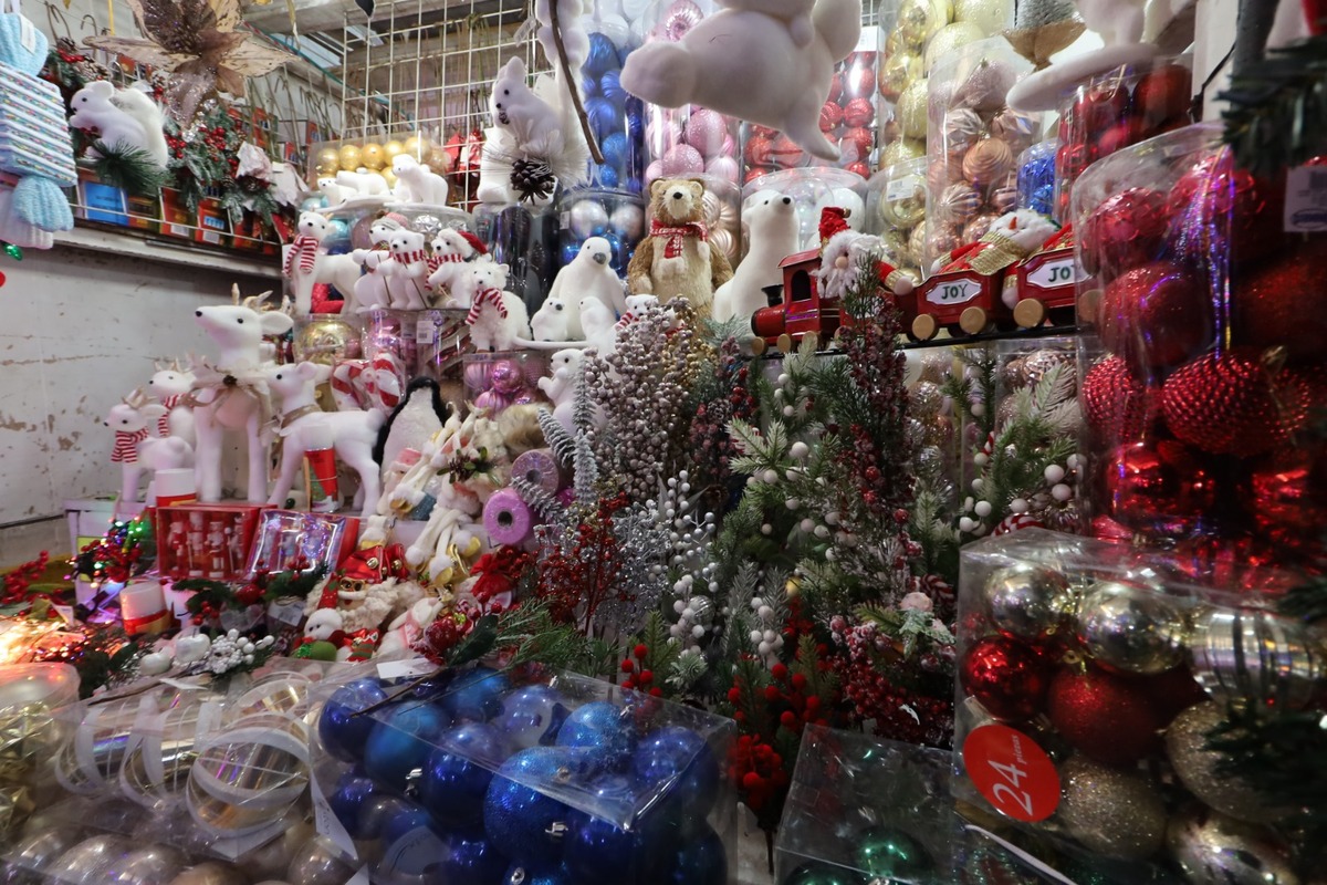 En Torreón, nuevas tendencias decorativas marcan la Navidad 2025. (Verónica Rivera)