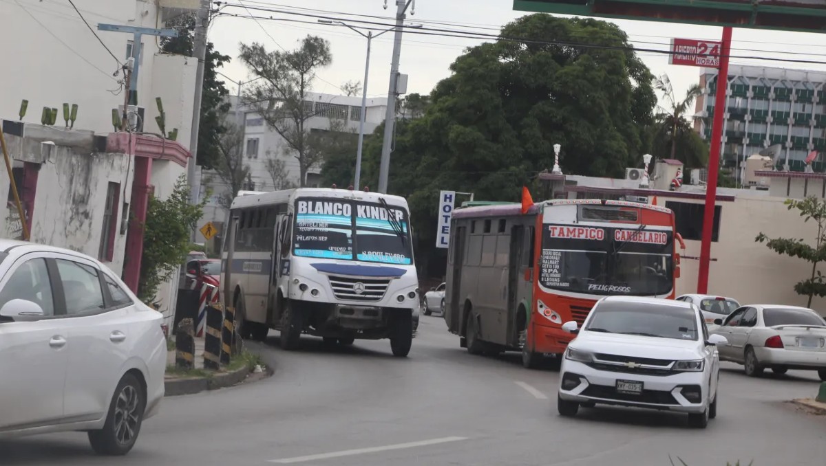 Transporte publico en Tampico. (Yazmín Sánchez)