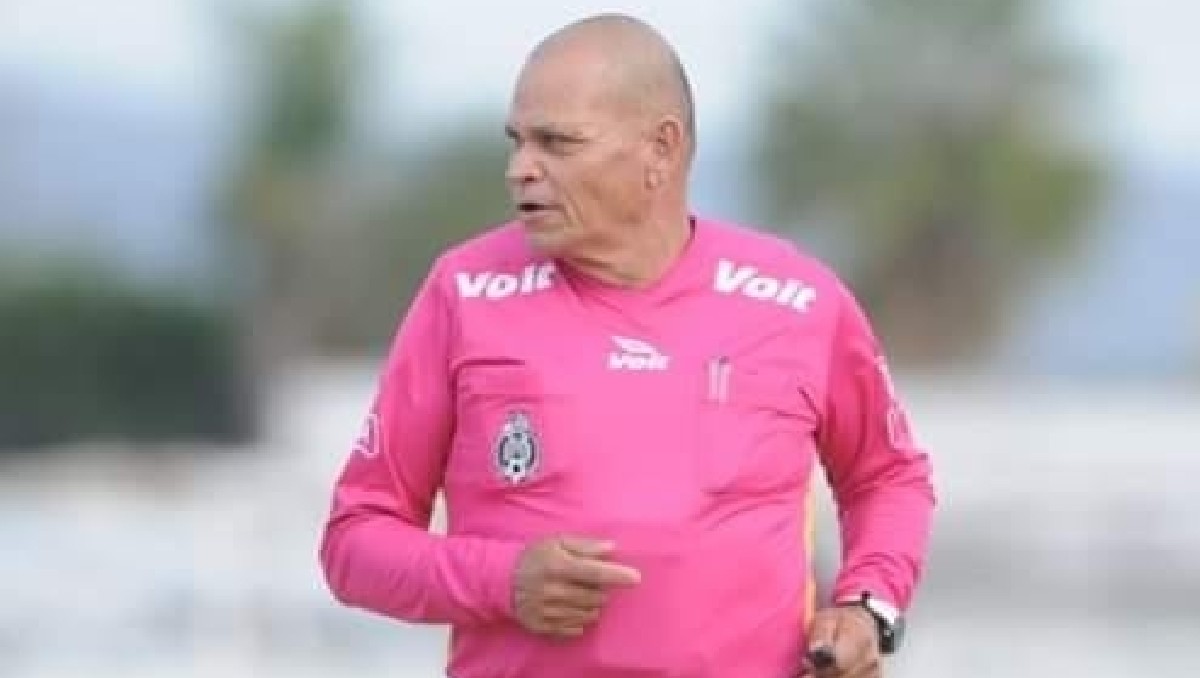 Juan Tiburcio González Montoy, arbitro amateur en León. | Especial