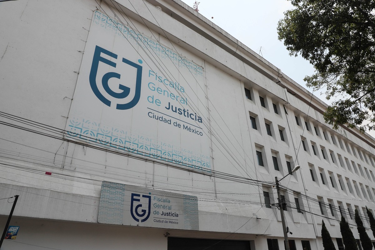 Los padres de menor acudieron a la fiscalía para denunciar. (Foto: Octavio Hoyos)