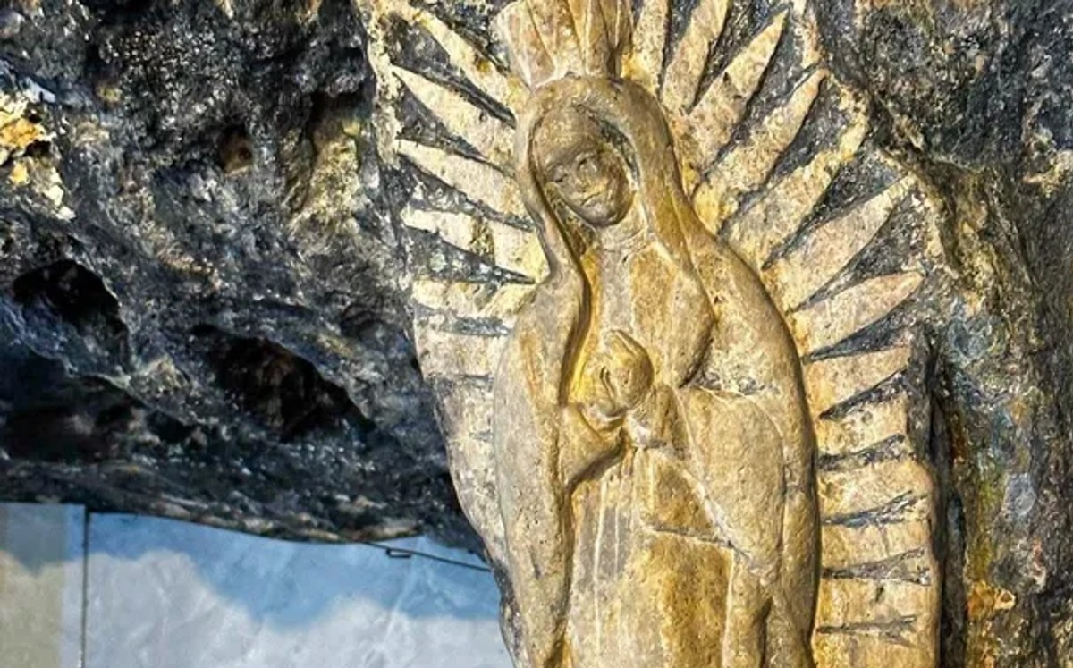 Virgen de El Chorrito, tiene su origen en el año de 1939.