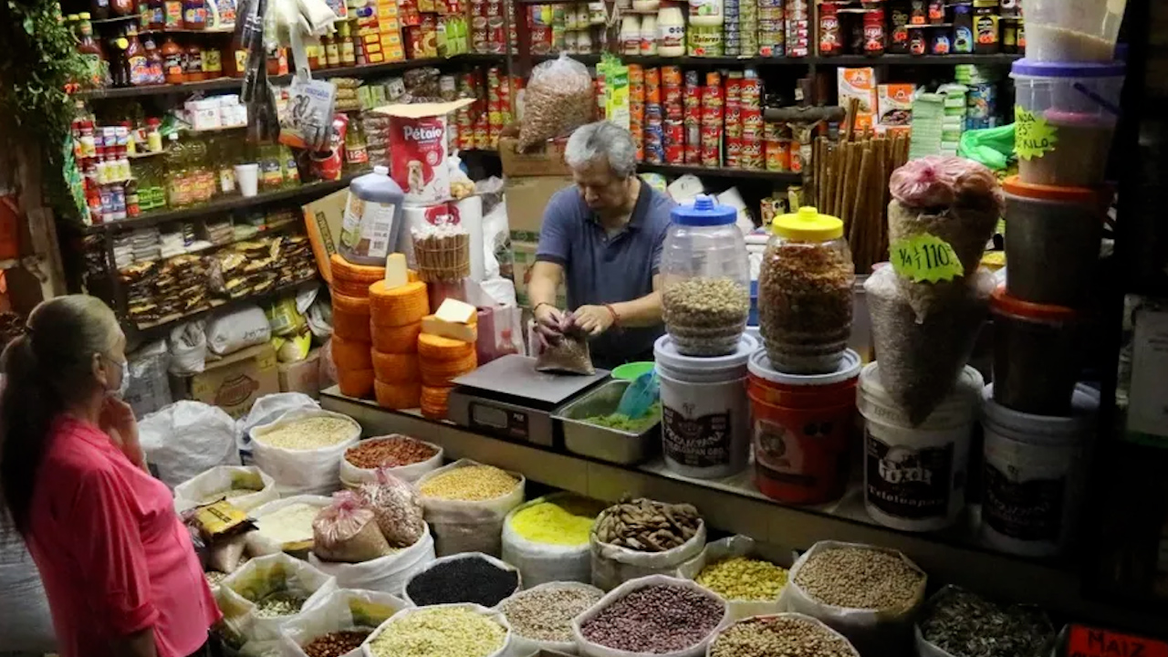 Canasta básica sube en noviembre 2025 y supera inflación anual: Inegi