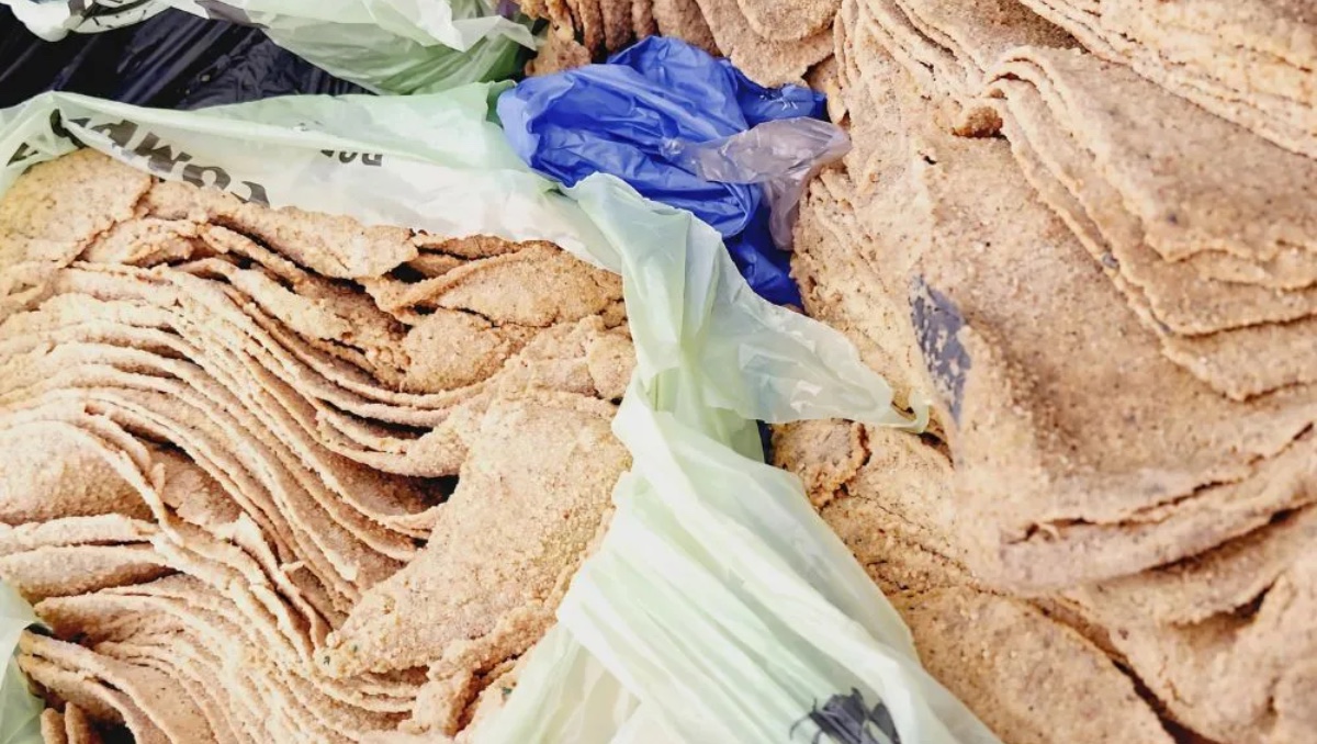 Descubren milanesas hechas con papel higiénico en festejo patronal y las decomisan