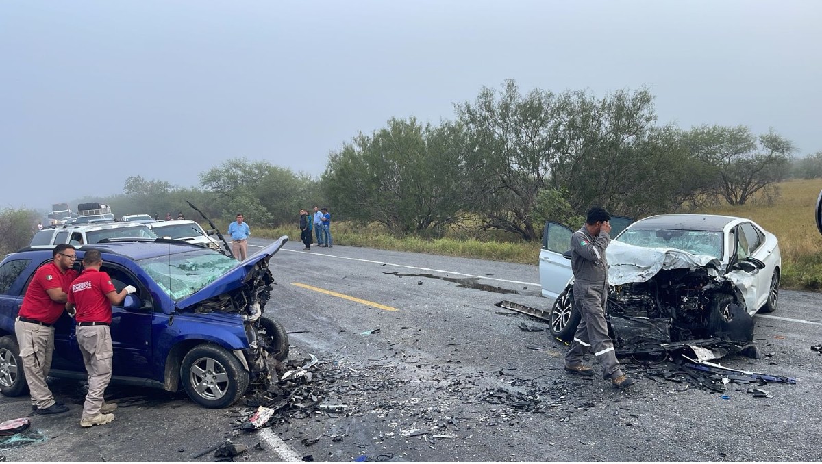 Cierran carretera Victoria–Matamoros por choque; reportan muertos