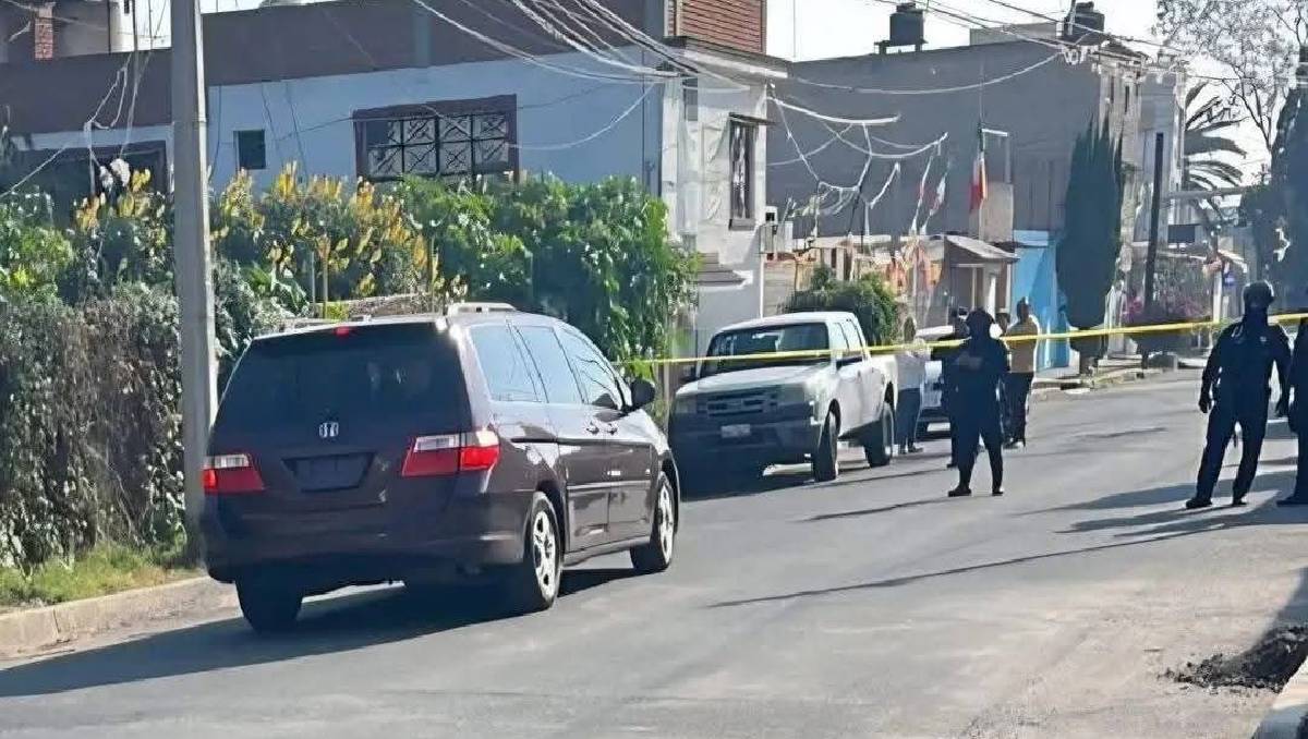 Miguel Barbosa murió dentro de la camioneta que quedó varada sobre la vialidad en Chalco. Foto: (Especial)