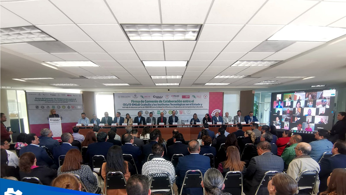 Autoridades de los Institutos Tecnológicos de Coahuila y del CECyTE – EMSaD del estado. (cortesía)