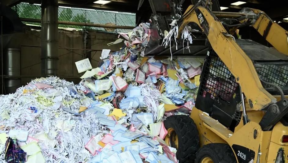 IECM destruye 166 toneladas de boletas y documentación electoral en CDMX