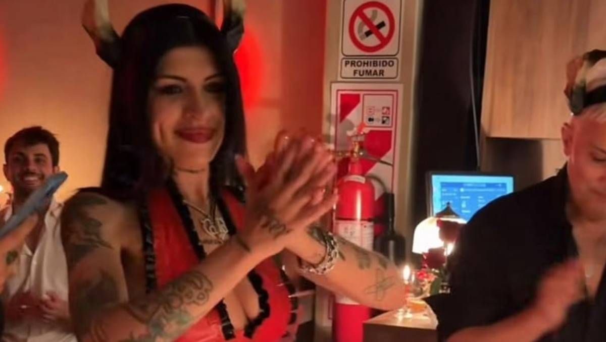 Así fue el festejo de cumpleaños de Cazzu este 16 de diciembre | ESPECIAL