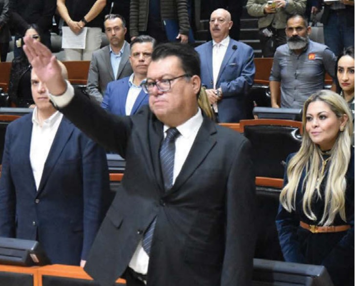José Cárdenas Gaytán, designado como titular del Órgano Interno de Control de la Comisión Estatal de Derechos Humanos. (A. Castellanos)