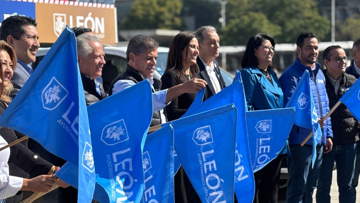 León arranca campaña invernal para entregar miles de prendas de abrigo | Especial