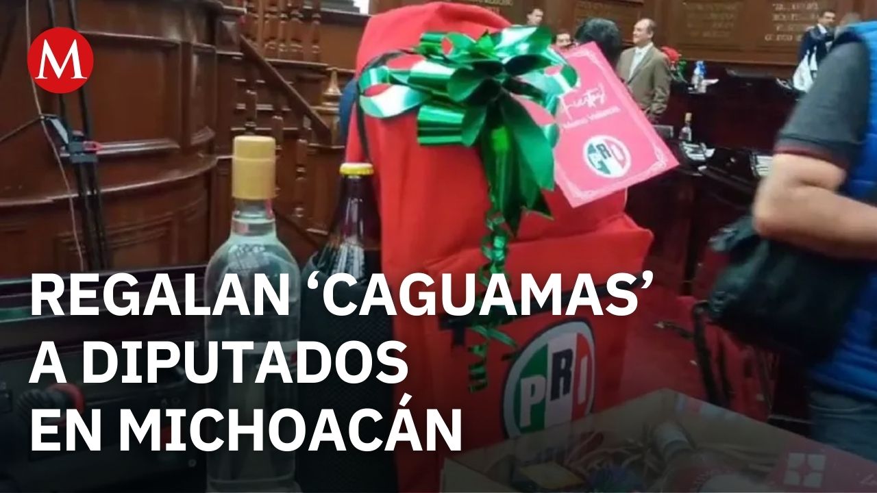Diputados en Michoacán reciben 'caguamas' de regalo de navidad